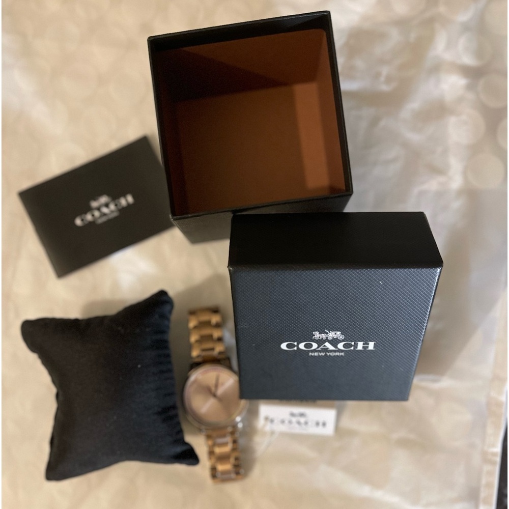 Coach New York Watch Beautiful For Women
